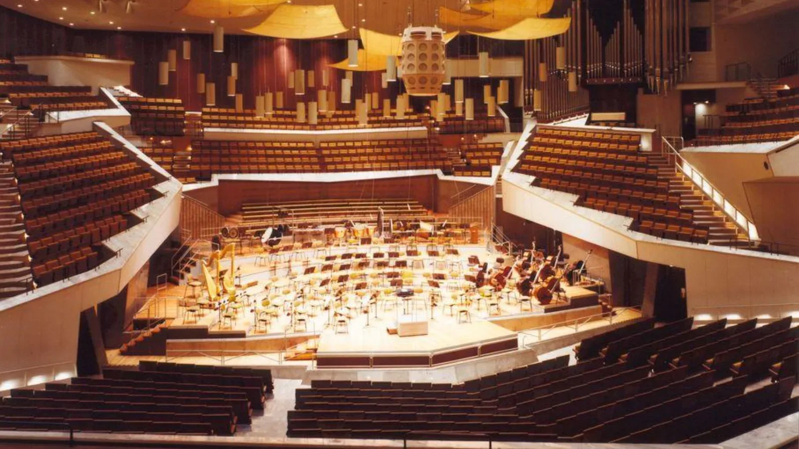 Opera Gala Brings René Barbera, Florian Sempey and Alisa Medvedeva to the Philharmonie Berlin.
